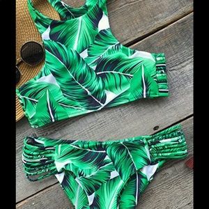 Cupshe Green Two Piece Swimsuit (with padding)